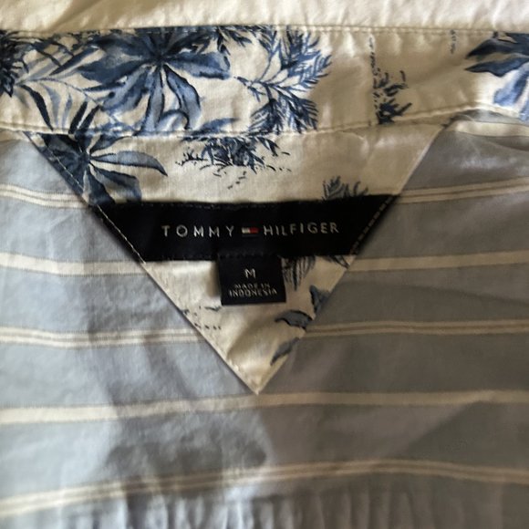 Tommy Hilfiger Button Down Collar Shirt Blue and White - Picture 5 of 5